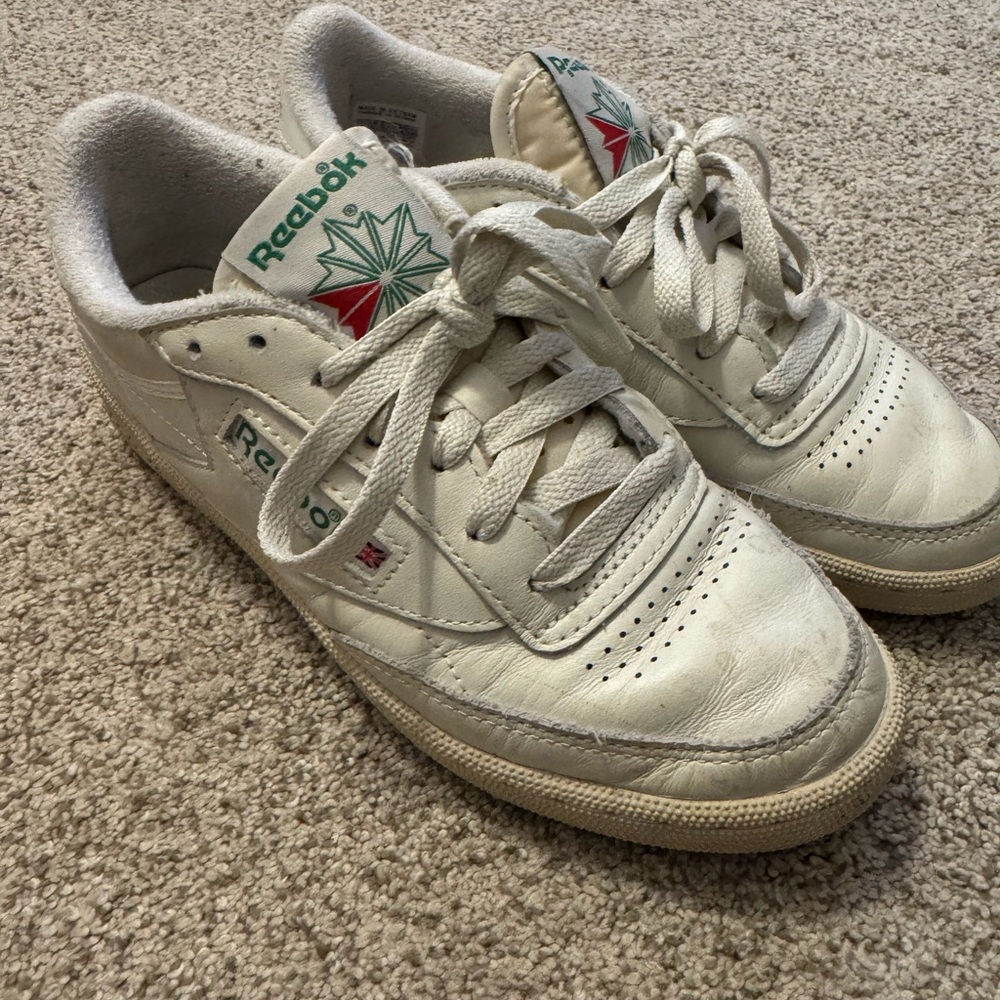 Reebok White & Green Leather classic sneaker US 7